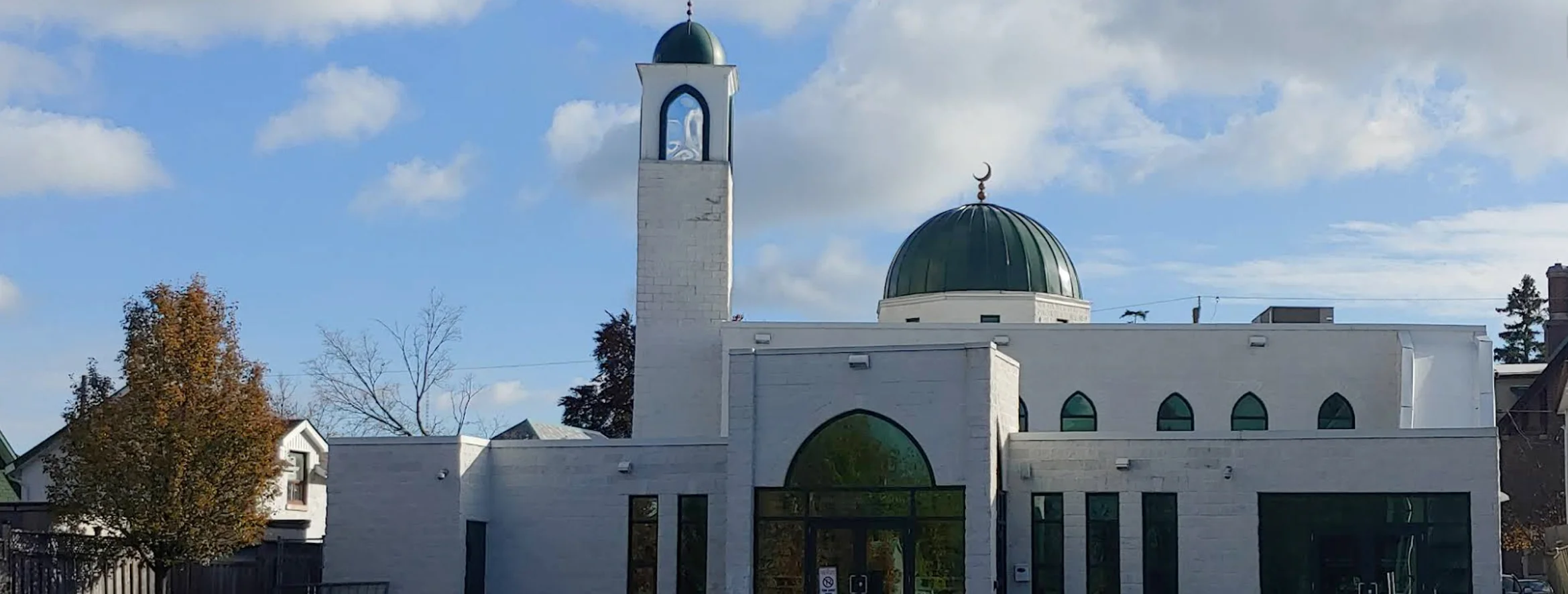 Exterior view of Oshawa Mosque Oshawa building